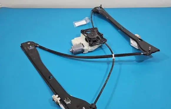 Skoda Fabia Mk3 (NJ) Front door window regulator with motor 5JA959812K IMPRK1520806