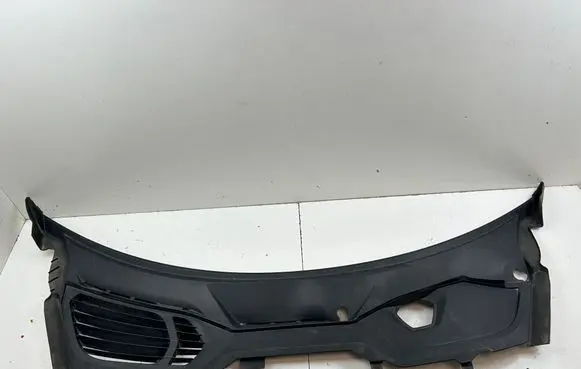 Porsche Taycan 9J1 Wiper trim 9J1819401B