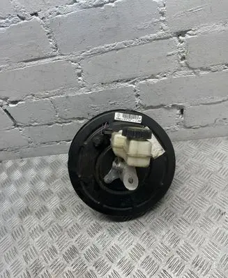 Renault Megane III Brake booster 472100005R
