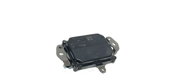 Toyota RAV 4 (XA50) Distronic sensor radar 8821033120 39049