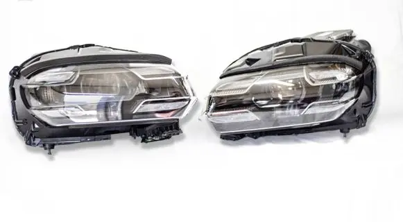 Porsche Taycan 9J1 Headlights/headlamps set 9J1941114D 135700018095 1140H580003