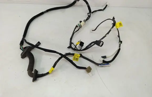 KIA Rio Tailgate/trunk wiring harness 91680H8210 91690H8210