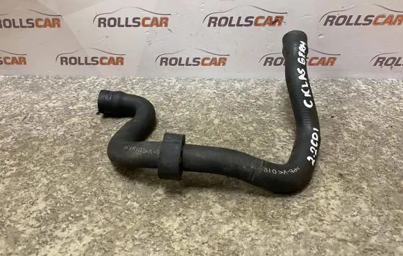 Mercedes-Benz C W203 Engine coolant pipe/hose