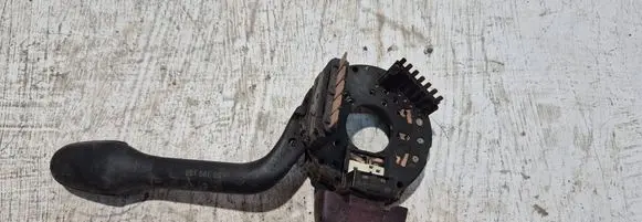 Volkswagen Golf III Indicator stalk DOTSAE0B91