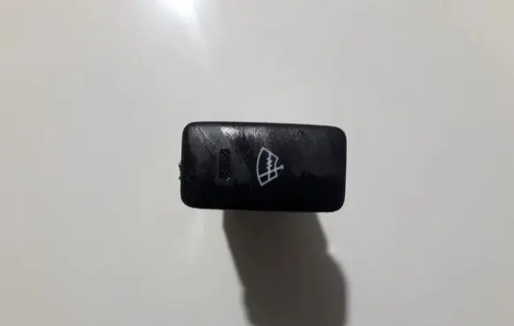 Lexus IS 220D-250-350 Windscreen/window heater switch 15a280 356-0t6