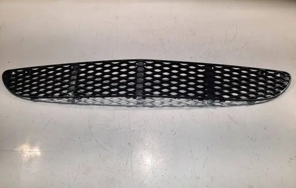Mercedes-Benz E W211 Front bumper lower grill A2118850053