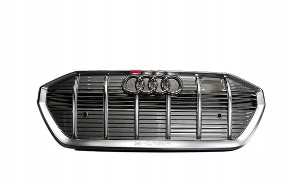 Audi Q8 e-tron Front bumper upper radiator grill 4KE853651