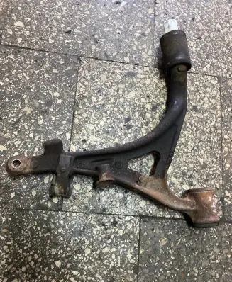 Mercedes-Benz ML W163 Front lower control arm/wishbone