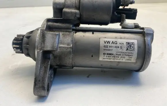 Volkswagen Golf VII Starter motor 02Z911024Q
