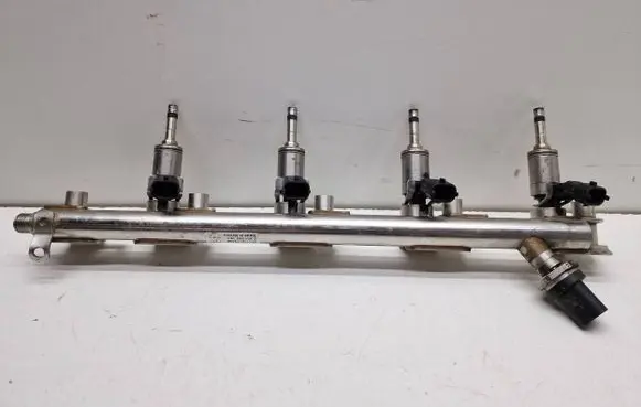 Ford Mustang VI Fuel injectors set 0261500367 EJ7E9F593DB EJ7E9F972AA