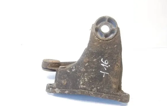 Audi A4 S4 B5 8D Engine mounting bracket 8D0399114S