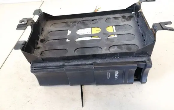 Peugeot 607 CD/DVD changer 9636561780