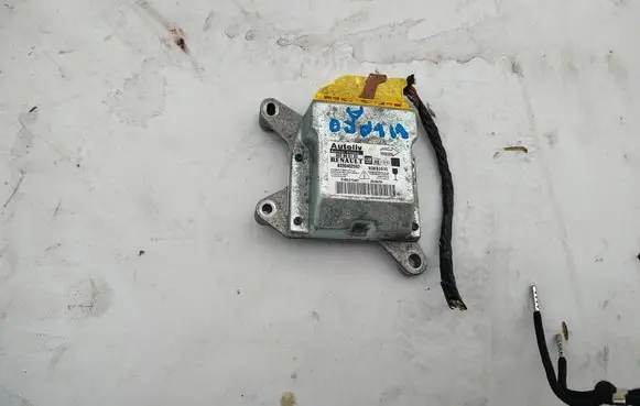 Opel Vivaro Airbag control unit/module 8200402592 93853930