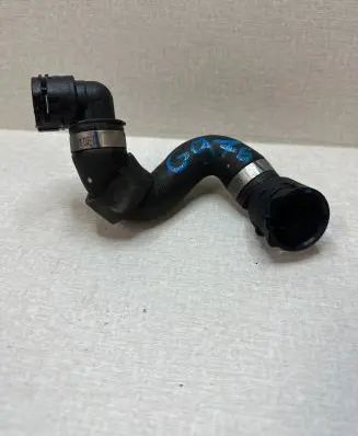 Mercedes-Benz C W205 Engine coolant pipe/hose A2055016484