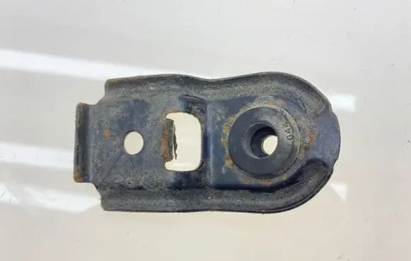 Subaru Impreza III Radiator mount bracket 45124AG000 45135AE030