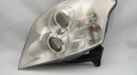 Cadillac BLS Headlight/headlamp P12759599 1EL009382