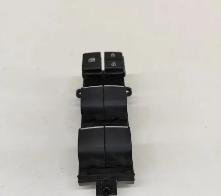 Toyota RAV 4 (XA50) Electric window control switch 8404042030
