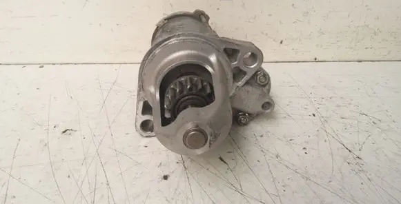 Mercedes-Benz GLA W156 Starter motor A6459060800