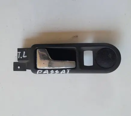 Volkswagen PASSAT B5 Rear door interior handle 3B0839113H