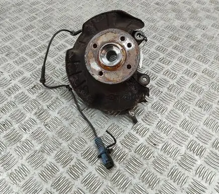 Mini One - Cooper R50 - 53 Front wheel hub 6757498 6756889