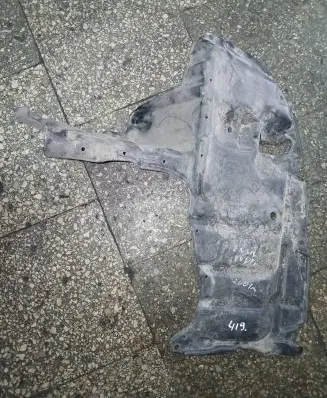 Engine splash shield/under tray
