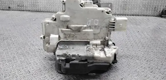 Audi A4 S4 B7 8E 8H Front door lock 8E1837016AA