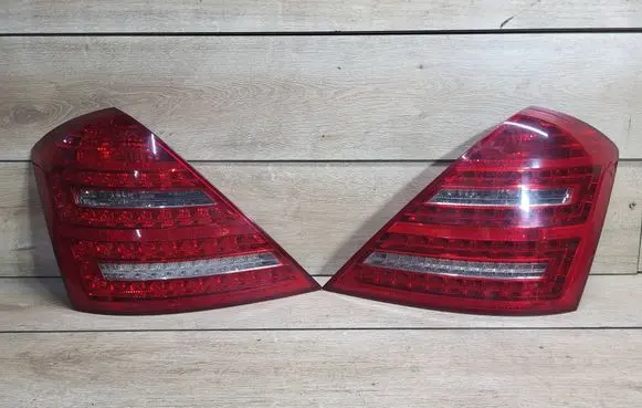 Mercedes-Benz S W221 Rear/tail lights A2218201364 587001 587000