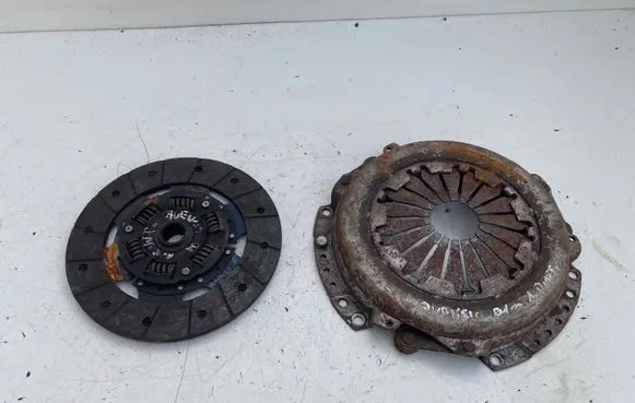 Toyota Avensis T220 Pressure plate A0907