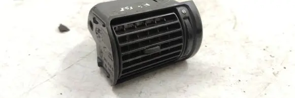 Audi A4 S4 B5 8D Dashboard side air vent grill/cover trim 8d1820902