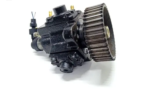 Opel Astra H Fuel injection high pressure pump 0445010097 0055204599 01001421485