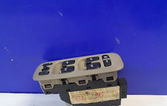 Volvo XC90 Electric window control switch 30746074 9193383
