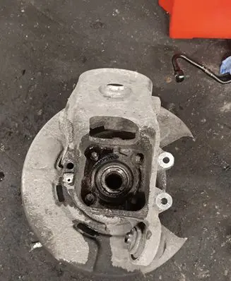 BMW X5 E70 Rear wheel hub spindle/knuckle 