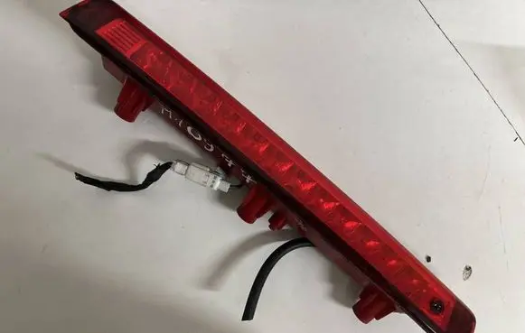 KIA Ceed Third/center stoplight 927011h3 165832