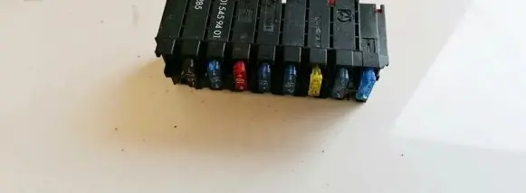 Mercedes-Benz C W202 Fuse box set 0015459401