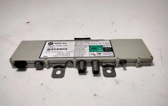 BMW 3 E46 Antenna control unit 6907123 ETS300220
