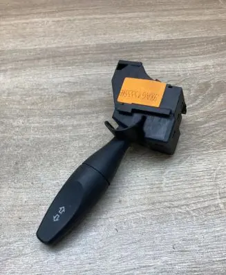 Ford Focus Indicator stalk 98AG13335AE