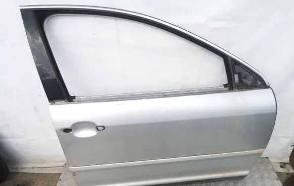 Volkswagen Phaeton Front door