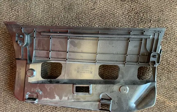 Dashboard lower bottom trim panel
