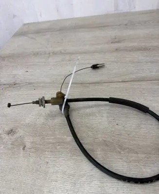 Volvo 240 Front door cable line