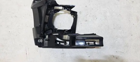 BMW 2 F22 F23 Front bumper mounting bracket 8071244