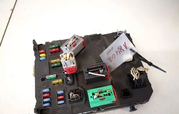 Peugeot 407 Comfort/convenience module 
