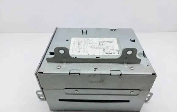 Chevrolet Cruze Radio/CD/DVD/GPS head unit 20900938 M1G475126 M1G475171A