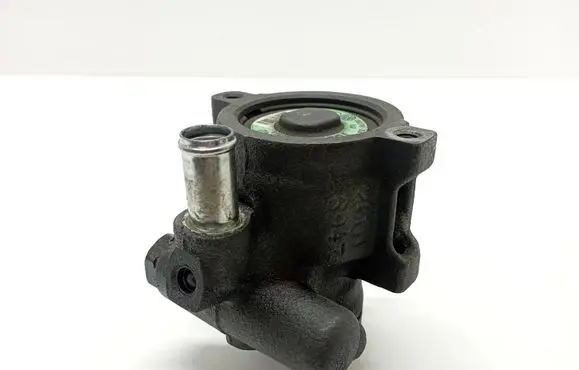 Volkswagen Golf IV Power steering pump 1J0422154C