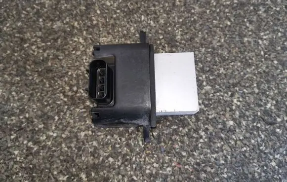Nissan Quest Heater blower motor/fan resistor