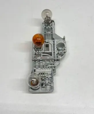 Skoda Octavia Mk2 (1Z) Tail light bulb cover holder 1Z9945257 275971 275921