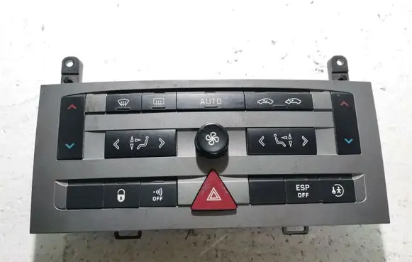 Peugeot 407 Climate control unit 96573332