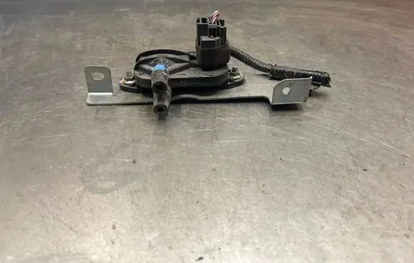 Mazda 3 II Exhaust gas pressure sensor 3M5A5L200AB
