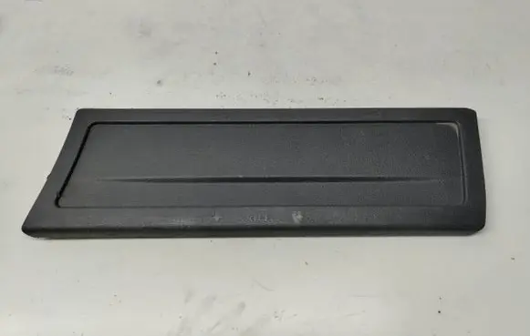 Volkswagen PASSAT B6 Other trunk/boot trim element 3C9867463B