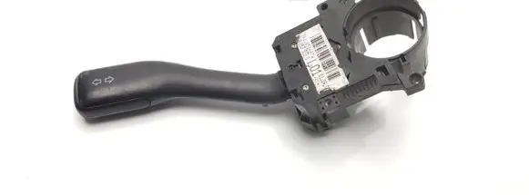Volkswagen Golf IV Indicator stalk 8L0953513G