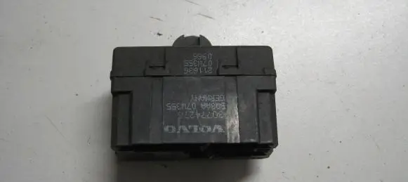 Volvo V70 Seat heating relay 30774276